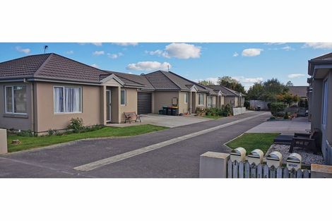 Photo of property in 3/14 Belfast Road, Belfast, Christchurch, 8051