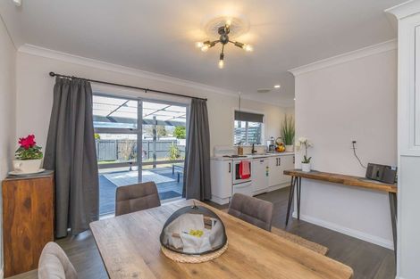 Photo of property in 21 Gordon Place, Levin, 5510