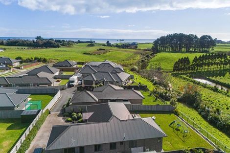 Photo of property in 48 Papawhero Drive, Bell Block, New Plymouth, 4312