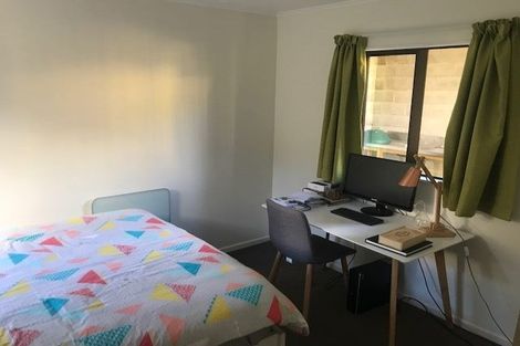 Photo of property in 11 Melrose Crescent, Melrose, Wellington, 6023