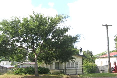 Photo of property in 16 Lippiatt Road, Otahuhu, Auckland, 1062