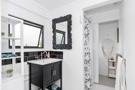 Photo of property in 9 Sefton Street, Ohauiti, Tauranga, 3112