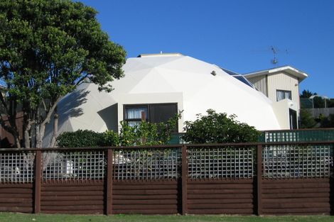 Photo of property in 12 Island View Terrace, Waikanae Beach, Waikanae, 5036