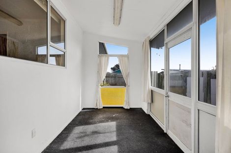 Photo of property in 22 Hickey Place, Opunake, 4616