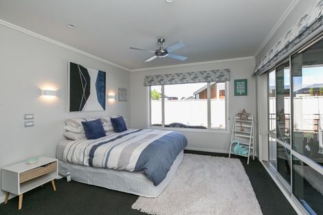 Photo of property in 75a Arataki Road, Havelock North, 4130