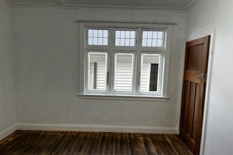 Photo of property in 56 Raroa Road, Kelburn, Wellington, 6012