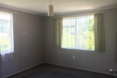 Photo of property in 13 Clapham Grove, Stokes Valley, Lower Hutt, 5019