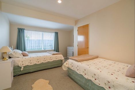 Photo of property in 22 Barrett Drive, Waikanae Beach, Waikanae, 5036