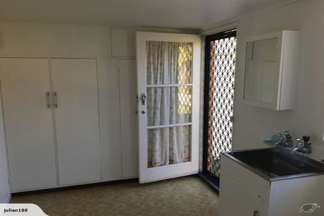 Photo of property in 1/69 Florence Avenue, Orewa, 0931