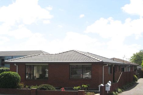 Photo of property in 230a Main North Road, Redwood, Christchurch, 8051