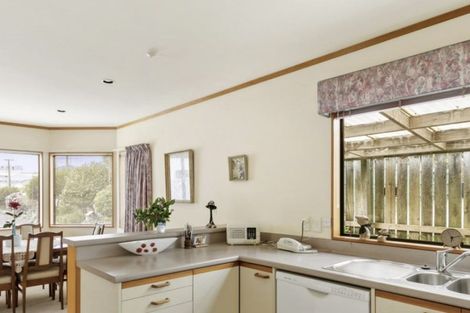 Photo of property in 8 Scorian Close, Karori, Wellington, 6012