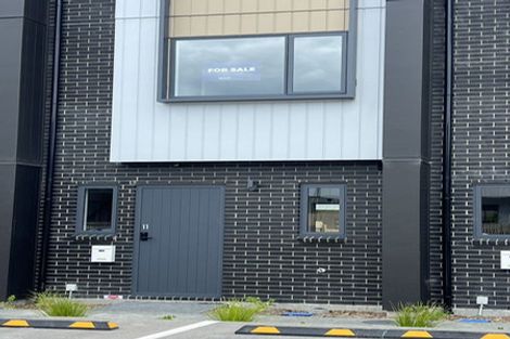 Photo of property in 11 Tokarewa Close, Mount Wellington, Auckland, 1062