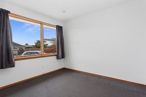 Photo of property in 2 Clipper Place, Redwood, Christchurch, 8051