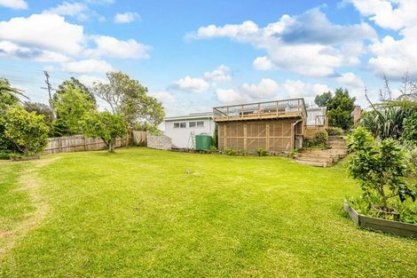 Photo of property in 76 Victory Road, Laingholm, Auckland, 0604
