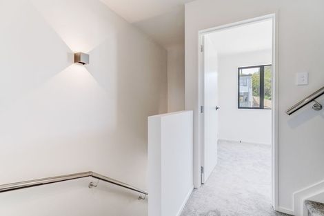 Photo of property in 11 Tokarewa Close, Mount Wellington, Auckland, 1062