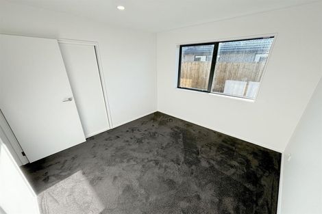 Photo of property in 22 Crossley Avenue, Woodend, 7610