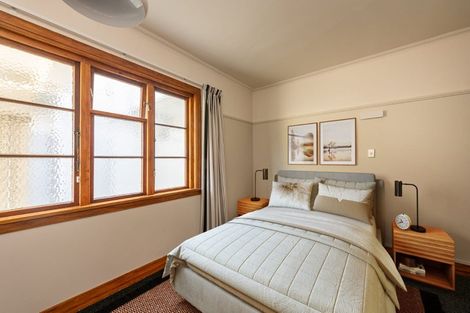 Photo of property in Ionian Flats, 123-125 Brougham Street, Mount Victoria, Wellington, 6011