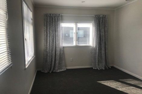 Photo of property in 1/7 Nigel Road, Browns Bay, Auckland, 0630