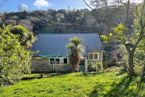 Photo of property in 84 Somerville Street, Andersons Bay, Dunedin, 9013
