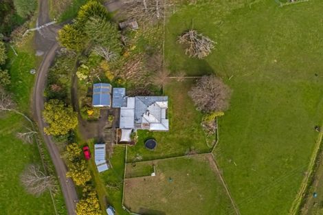 Photo of property in 99 Rowes Road, Hunterville, 4785