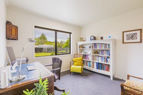 Photo of property in 12c Johnson Street, Waipawa, 4210