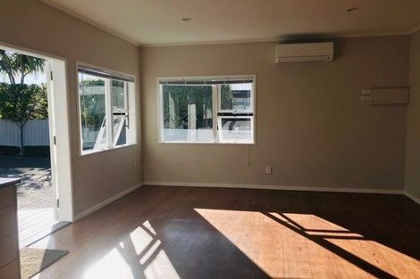 Photo of property in 1/7 Nigel Road, Browns Bay, Auckland, 0630