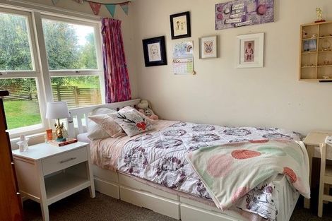 Photo of property in 121 Brian Crescent, Stanmore Bay, Whangaparaoa, 0932