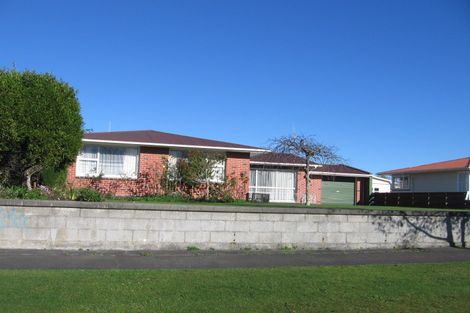 Photo of property in 25 Rennie Avenue, Milson, Palmerston North, 4414