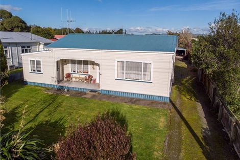 Photo of property in 48 Burns Street, Dannevirke, 4930