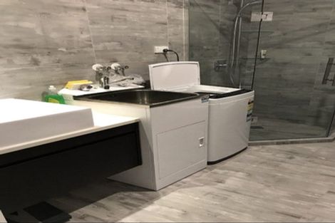 Photo of property in 21a Dominion Street, Takapuna, Auckland, 0622