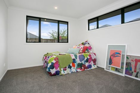 Photo of property in 35 Tulip Drive, Cambridge, 3434