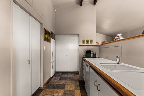 Photo of property in 33 Hikanui Drive, Havelock North, 4130