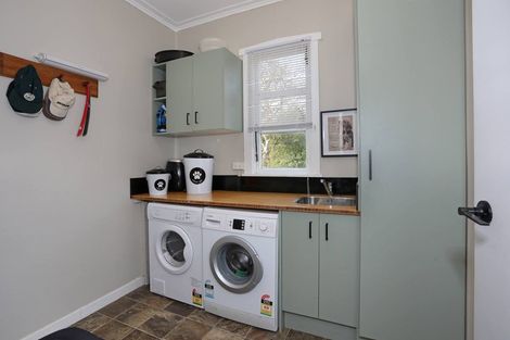 Photo of property in 61 Skerman Street, Marton, 4710