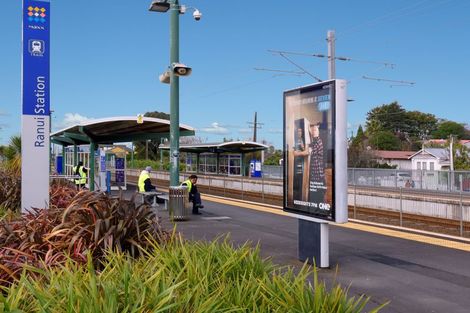 Photo of property in 17 Carlas Way, Ranui, Auckland, 0612