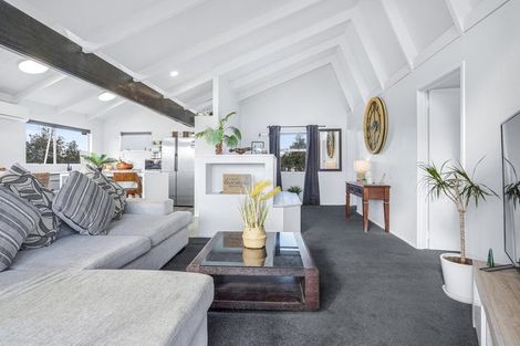 Photo of property in 16 Shelley Jane Place, Dinsdale, Hamilton, 3204