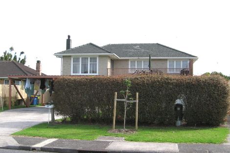 Photo of property in 24 Kervil Avenue, Te Atatu Peninsula, Auckland, 0610