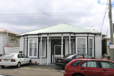 Photo of property in 21 Wilson Street, Newtown, Wellington, 6021