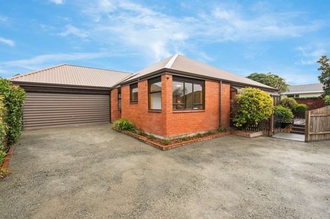 Photo of property in 3a Juniper Place, Burnside, Christchurch, 8053