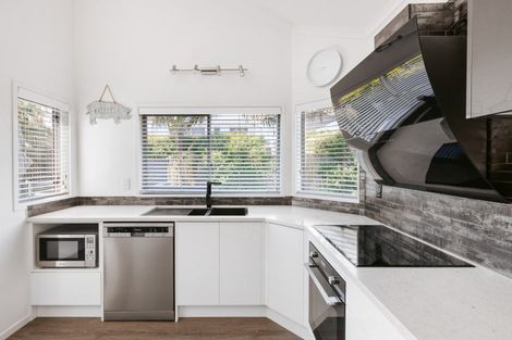 Photo of property in 219a Oceanbeach Road, Mount Maunganui, 3116