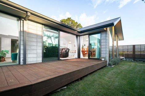 Photo of property in 17 Riverside Place, Katikati, 3129