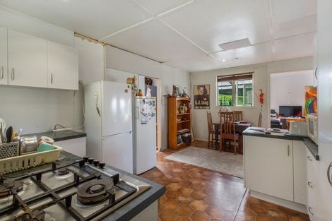 Photo of property in 13 Anzac Road, Waiheke Island, 1971