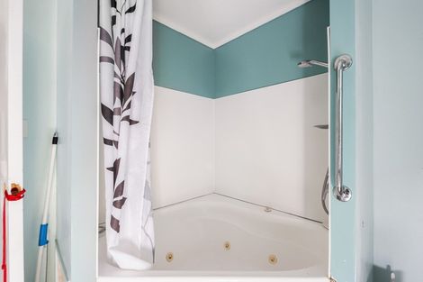 Photo of property in 218 Balmoral Drive, Tokoroa, 3420