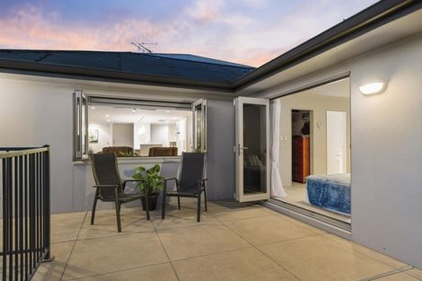 Photo of property in 18 St Clair Place, Browns Bay, Auckland, 0630