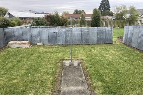 Photo of property in 6-6a Timaru Road, Waimate, 7924