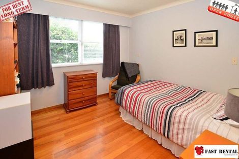 Photo of property in 20 Tawhana Crescent, Red Beach, 0932
