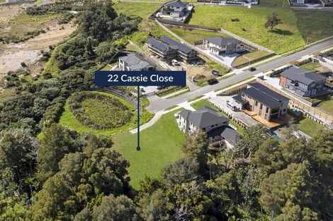 Photo of property in 22 Cassie Close, Totara Park, Auckland, 2019