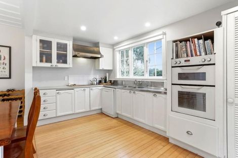 Photo of property in 29 Taupaki Road, Taupaki, Henderson, 0782