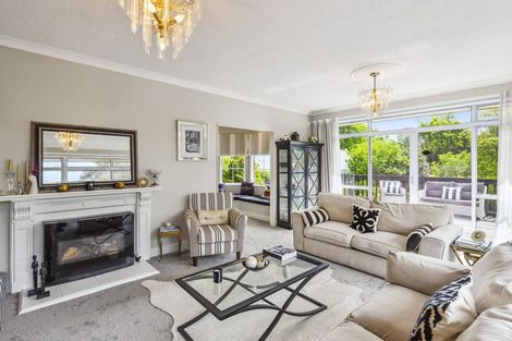 Photo of property in 47 Golf Road, Paraparaumu Beach, Paraparaumu, 5032