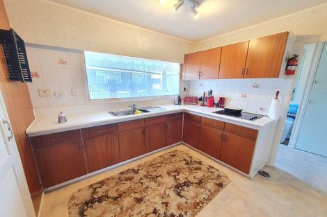 Photo of property in 57 Ray Small Drive, Pahurehure, Papakura, 2113