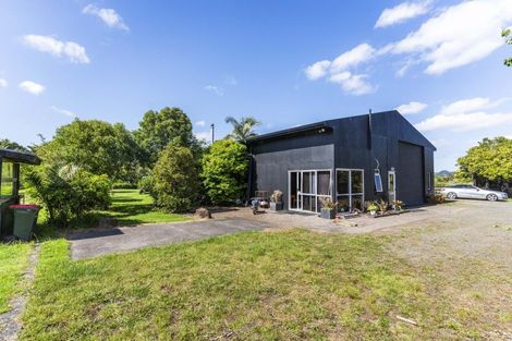 Photo of property in 74 Brookvale Lane, Taupaki, 0782